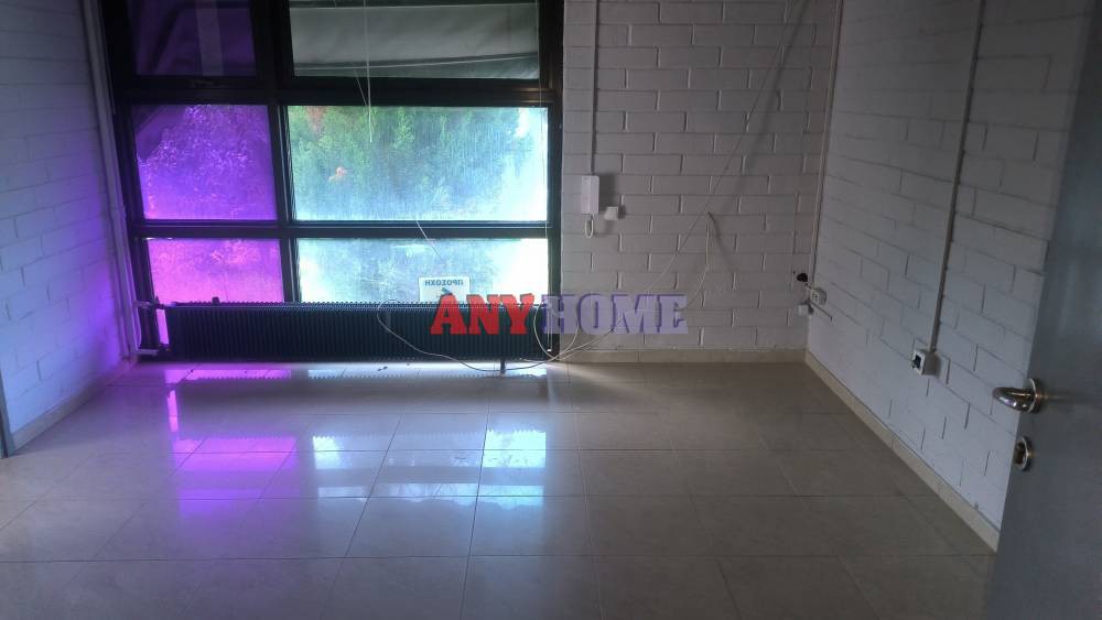 Βιομηχανικός χώρος 2.000 τ.μ. προς ενοικίαση, Ασπρόβρυση