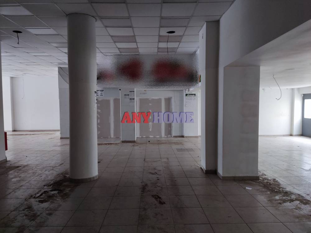 Κατάστημα 270 τ.μ. προς πώληση, Χαριλάου