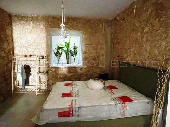 Διαμέρισμα 83 τ.μ. για πώληση, Πειραιάς, Καστέλλα