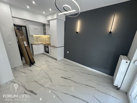 Studio / γκαρσονιέρα 27τ.μ. για πώληση-Κέντρο