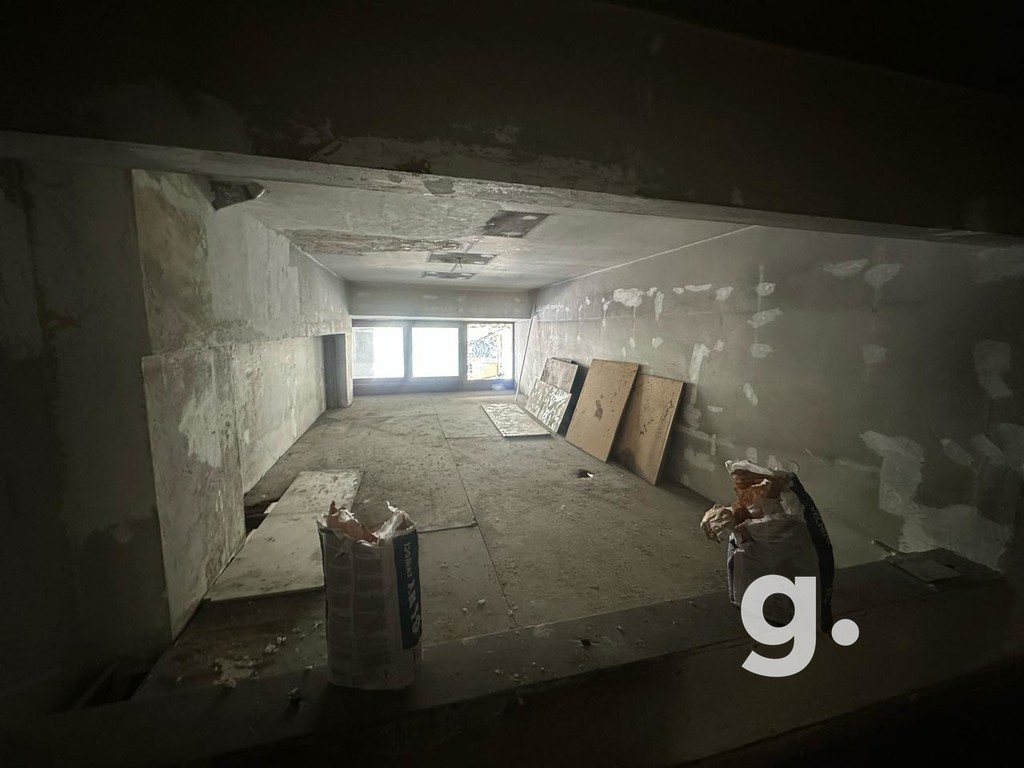 Κατάστημα 140 τ.μ. προς ενοικίαση, Εξάρχεια - Νεάπολη