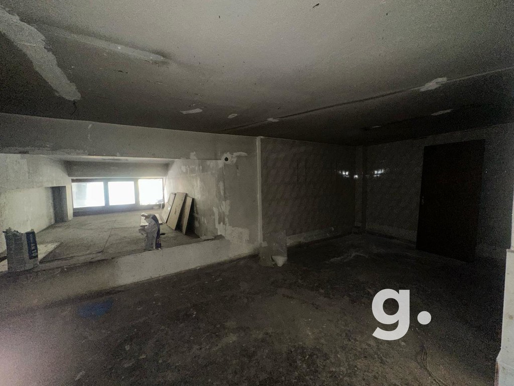 Κατάστημα 140 τ.μ. προς ενοικίαση, Εξάρχεια - Νεάπολη