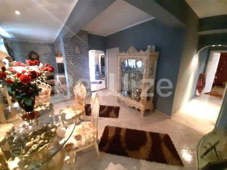 Apartment 135sqm for sale-Neapoli » Center