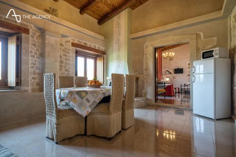 Villa 380sqm for sale-Rethimno