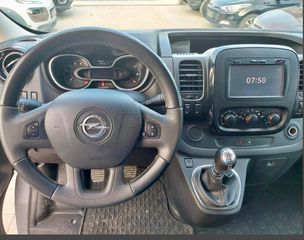 Opel Vivaro 2018-thumb-9