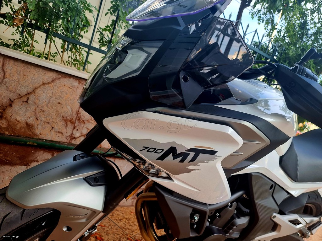 CFmoto 700 MT 2023