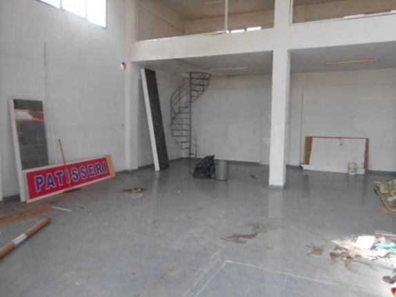 Store 120 sqm for rent, Serres Prefecture, Serres