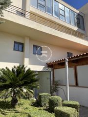 Επιχειρηματικό κτίριο 1.115 τ.μ. για πώληση
