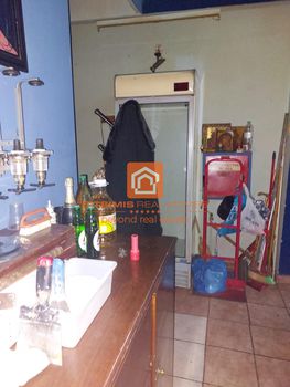 Store 80sqm for sale-Dioikitirio