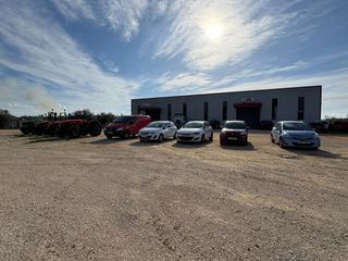 ΜΗΧΑΝΙΚΟΣ ΤΡΑΚΤΕΡ ΜΕ ΠΡΟΥΠΗΡΕΣΙΑ