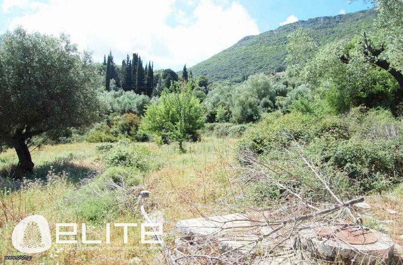Αγροτεμάχια 3.409 τ.μ. προς πώληση, Περαχώρι Ιθάκης
