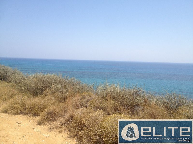 Αγροτεμάχια 8.257 τ.μ. προς πώληση, Ελειός - Πρόννοι