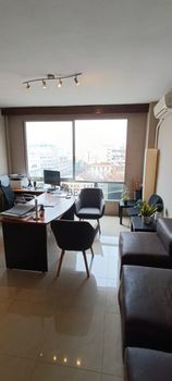 Office 30sqm for sale-Center