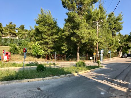 Νησί 1.000 τ.μ. για πώληση