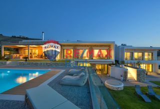 Βίλλα 450 τ.μ. για πώληση