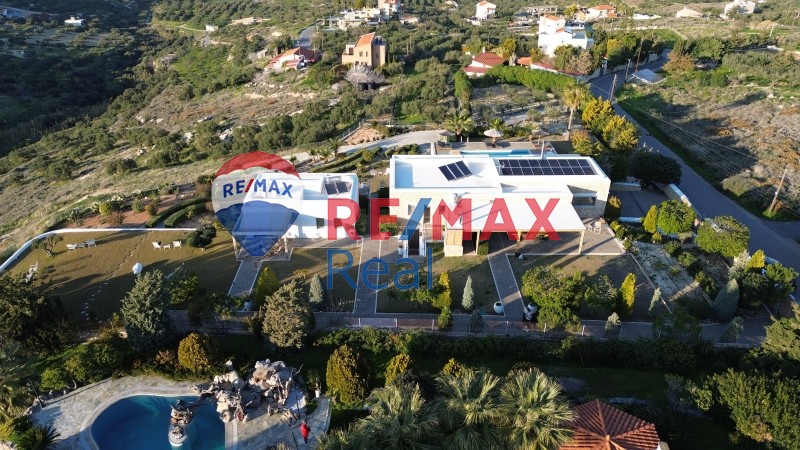 Βίλλα 450 τ.μ. πρός πώληση, Ν. Ηρακλείου, Γούβες