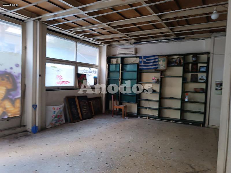 Κατάστημα 162 τ.μ. προς ενοικίαση, Γκράβα
