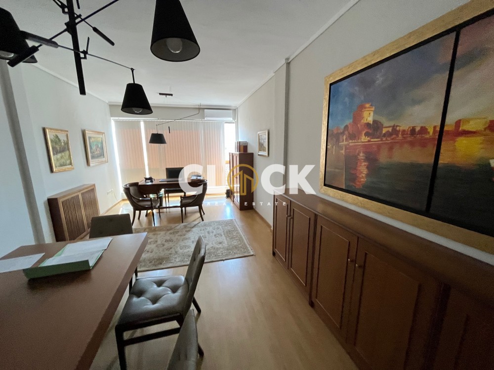 Γραφείο 130 τ.μ. πρός πώληση, Θεσσαλονίκη - Κέντρο, Λαδάδικα