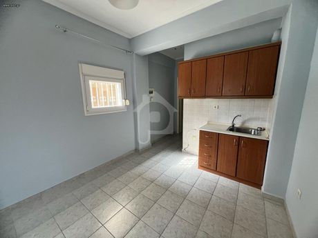 Studio 34sqm for sale-Polichni » Meteora