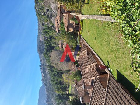 Hotel 2.100sqm for sale-Xilokastro » Dendro