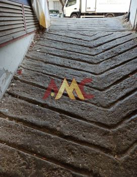 Store 460sqm for sale-Charilaou