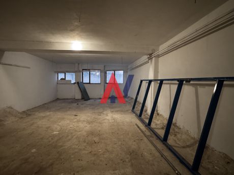 Store 500sqm for rent-Attiki » Platia Attikis