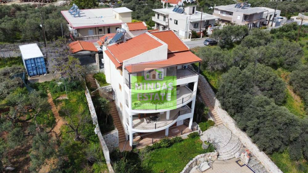 Συγκρότημα διαμερισμάτων 680 τ.μ. προς πώληση, Μακρύς Τοίχος