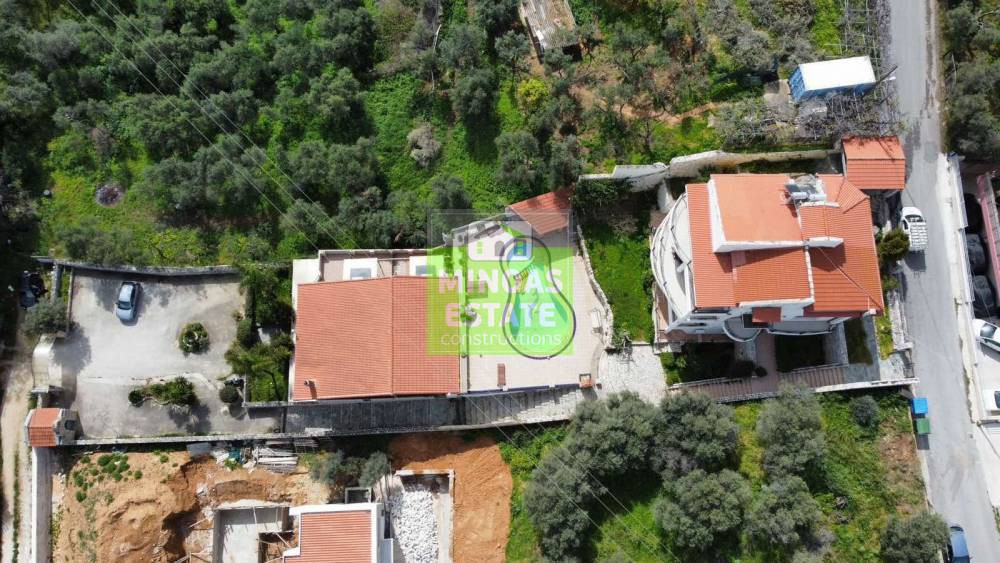 Συγκρότημα διαμερισμάτων 680 τ.μ. προς πώληση, Μακρύς Τοίχος