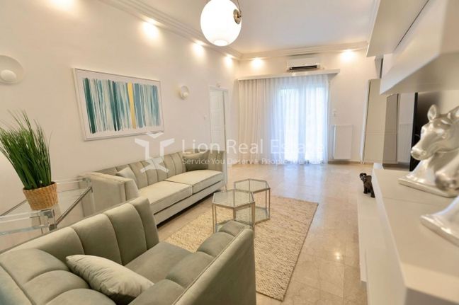 Apartment 125 sqm for rent, Athens - South, Palaio Faliro