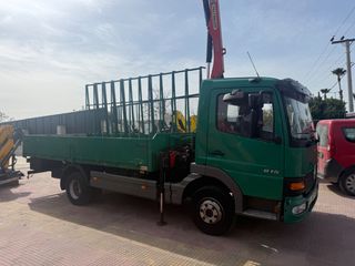 Mercedes-Benz 2015 2643-thumb-2