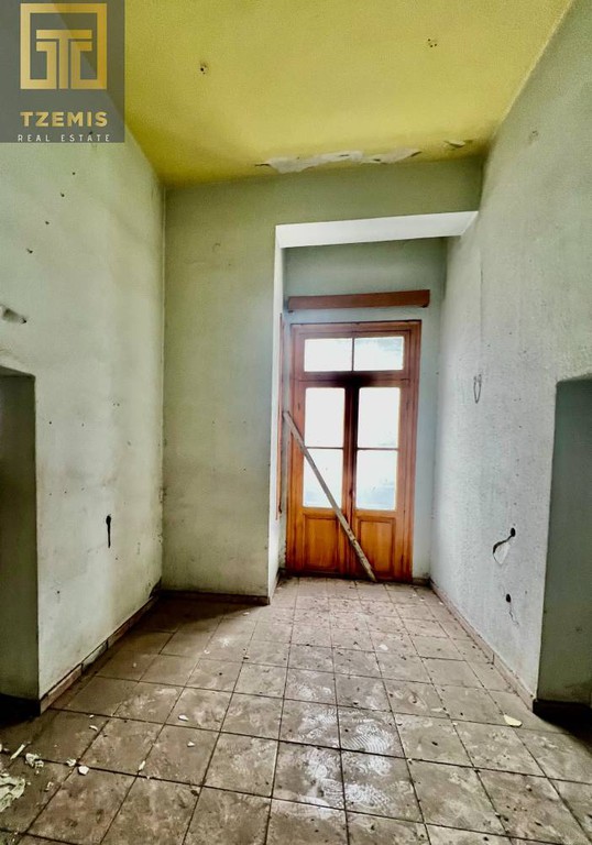 Επιχειρηματικό κτίριο 900 τ.μ. πρός πώληση, Θεσσαλονίκη - Κέντρο, Κέντρο