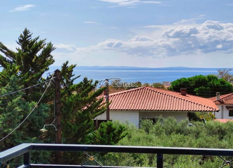 Μονοκατοικία 200 τ.μ. προς πώληση, Καλύβες Πολυγύρου