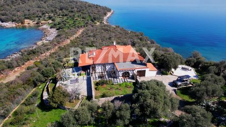 Maisonette 341sqm for sale-Trikeri » Kottes