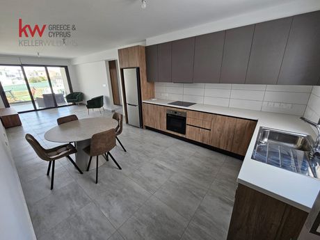 Διαμέρισμα 82τ.μ. για πώληση-Λειβάδια