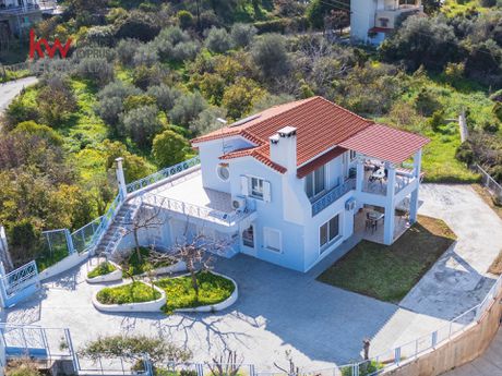 Apartment complex 203sqm for sale-Xilokastro