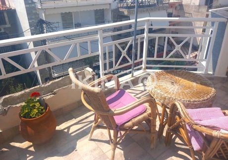 Building 200sqm for sale-Moudania