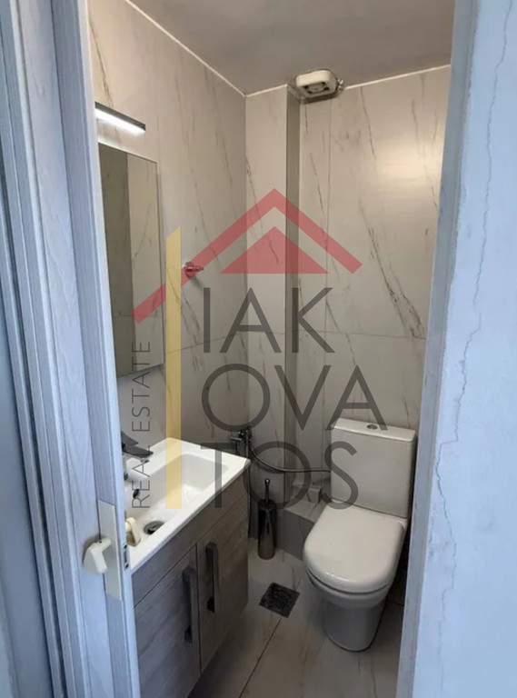 Γραφείο 21 τ.μ. πρός ενοικίαση, Αθήνα - Νότια Προάστια, Γλυφάδα