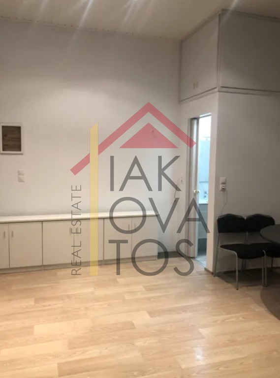 Γραφείο 21 τ.μ. πρός ενοικίαση, Αθήνα - Νότια Προάστια, Γλυφάδα