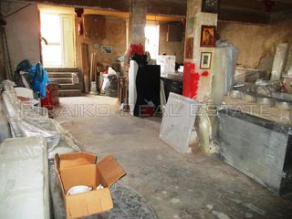 Κατάστημα 157 τ.μ. προς πώληση, Πειραϊκή-thumb-3