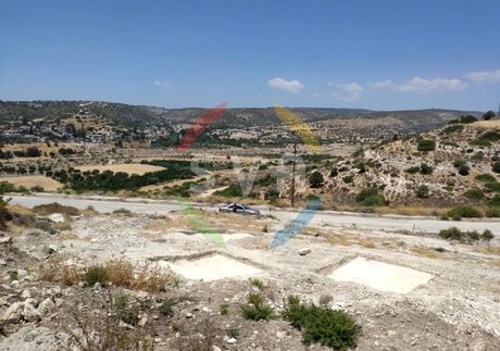 Land plot 867sqm for sale-