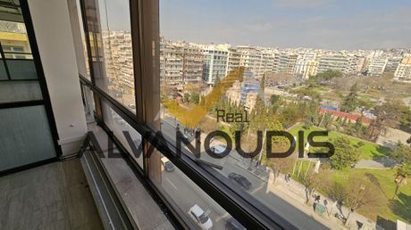 Office 190sqm for sale-Center