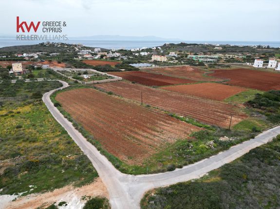 Land plot 4.393,56 sqm for sale, Chania Prefecture, Akrotiri