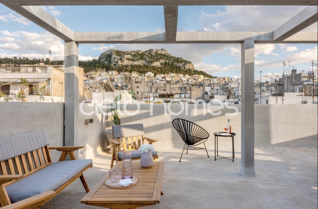 Κτίριο 800 τ.μ. πρός πώληση, Αθήνα - Κέντρο, Εξάρχεια - Νεάπολη