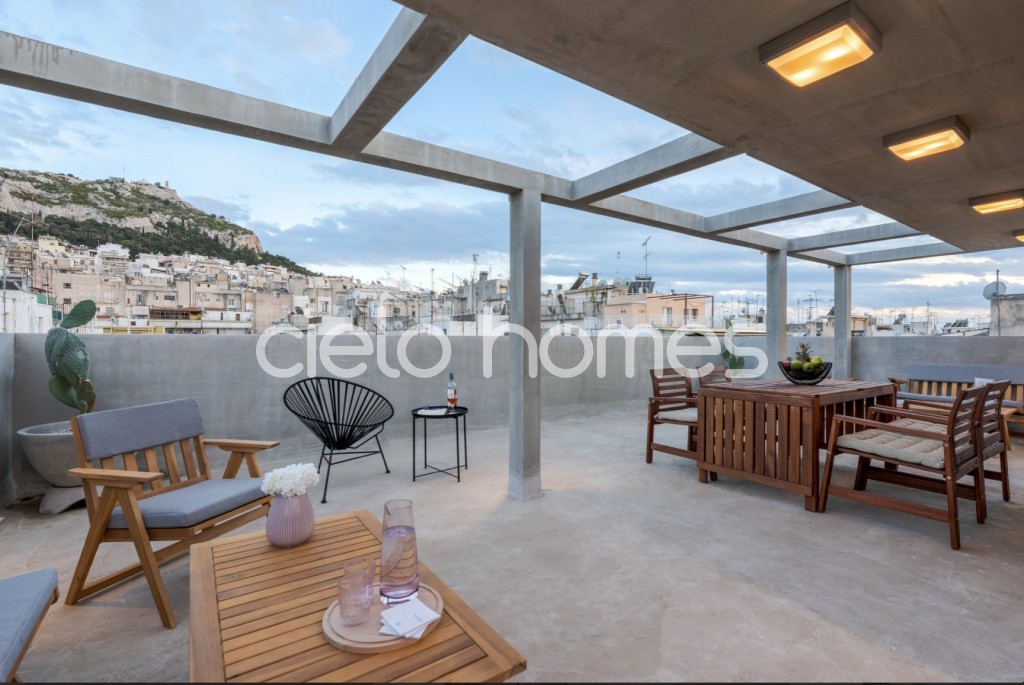 Κτίριο 800 τ.μ. πρός πώληση, Αθήνα - Κέντρο, Εξάρχεια - Νεάπολη