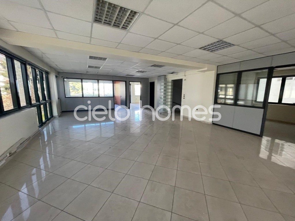Γραφείο 180 τ.μ. πρός ενοικίαση, Αθήνα - Νότια Προάστια, Γλυφάδα