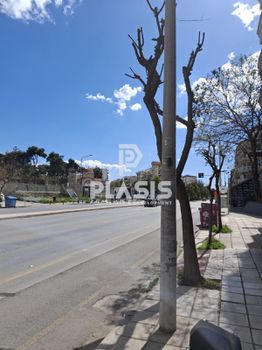 Store 430sqm for rent-Doxa