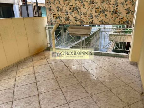 Κτίριο 554 τ.μ. για πώληση