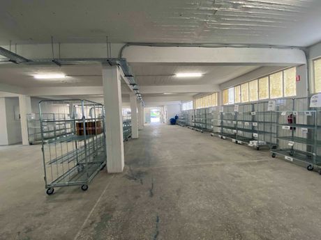 Επιχειρηματικό κτίριο 2.900τ.μ. για πώληση-Μεταμόρφωση » Λόγγος