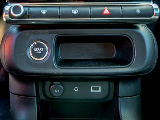 Citroen C3 2017 Shine 115hp-thumb-15