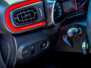 Citroen C3 2017 Shine 115hp-thumb-9